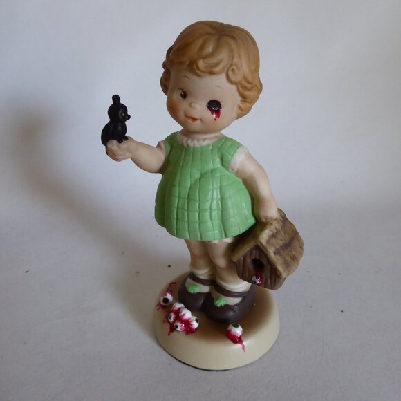 NEW THE BIRDS ALFRED HITCHCOCK CURIOSITIES UPCYCLED GOTHIC HORROR FIGURE ODDITY - Picture 10 of 16